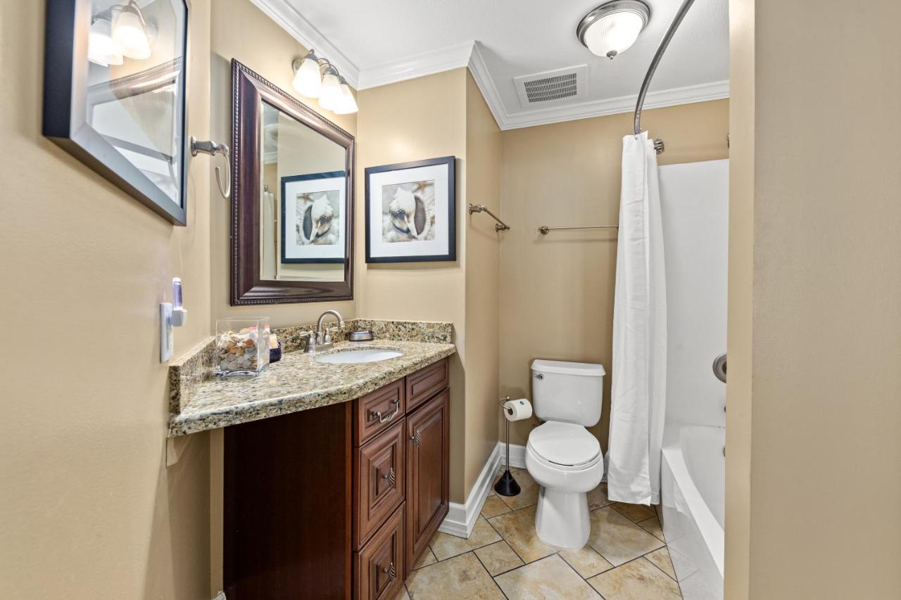 Gulf Front Master Bedroom! 2 Pools & Hot Tubs! Sleeps 8! Panama City Beach Buitenkant foto