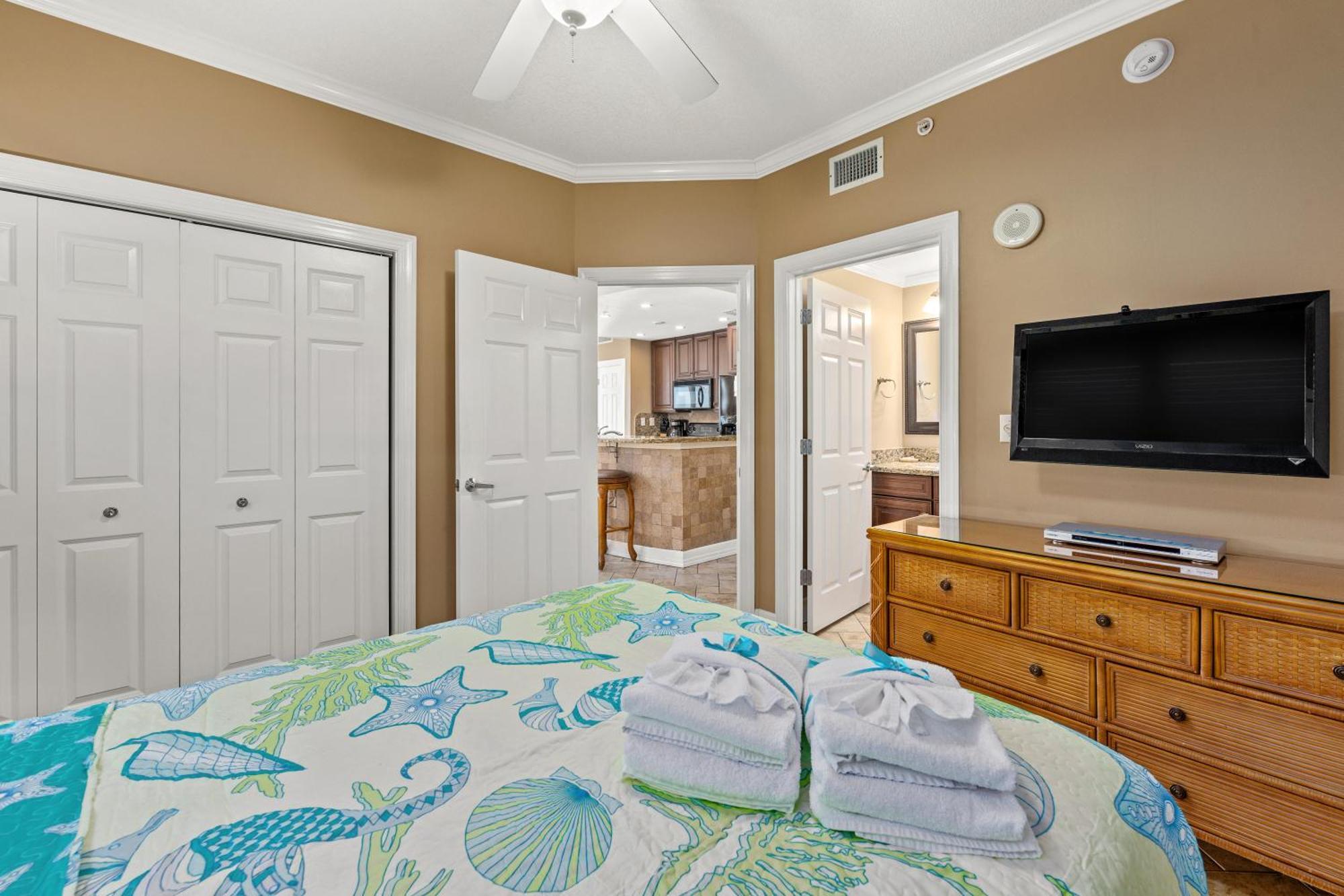 Gulf Front Master Bedroom! 2 Pools & Hot Tubs! Sleeps 8! Panama City Beach Buitenkant foto