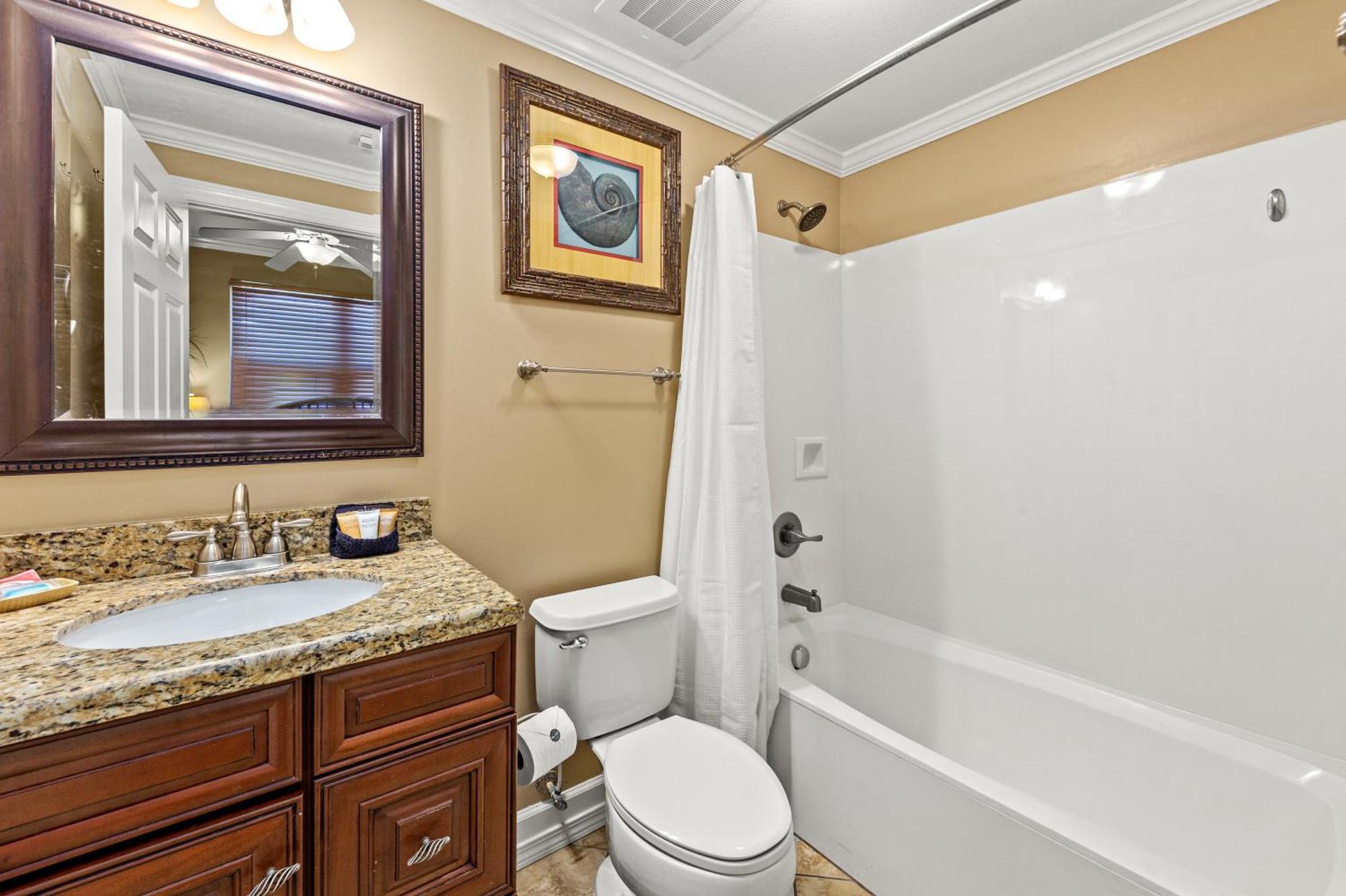 Gulf Front Master Bedroom! 2 Pools & Hot Tubs! Sleeps 8! Panama City Beach Buitenkant foto