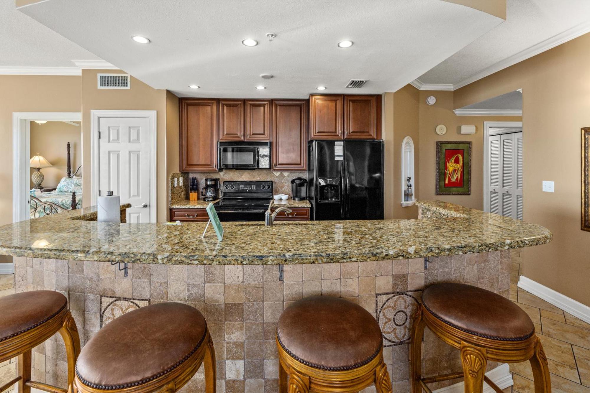Gulf Front Master Bedroom! 2 Pools & Hot Tubs! Sleeps 8! Panama City Beach Buitenkant foto