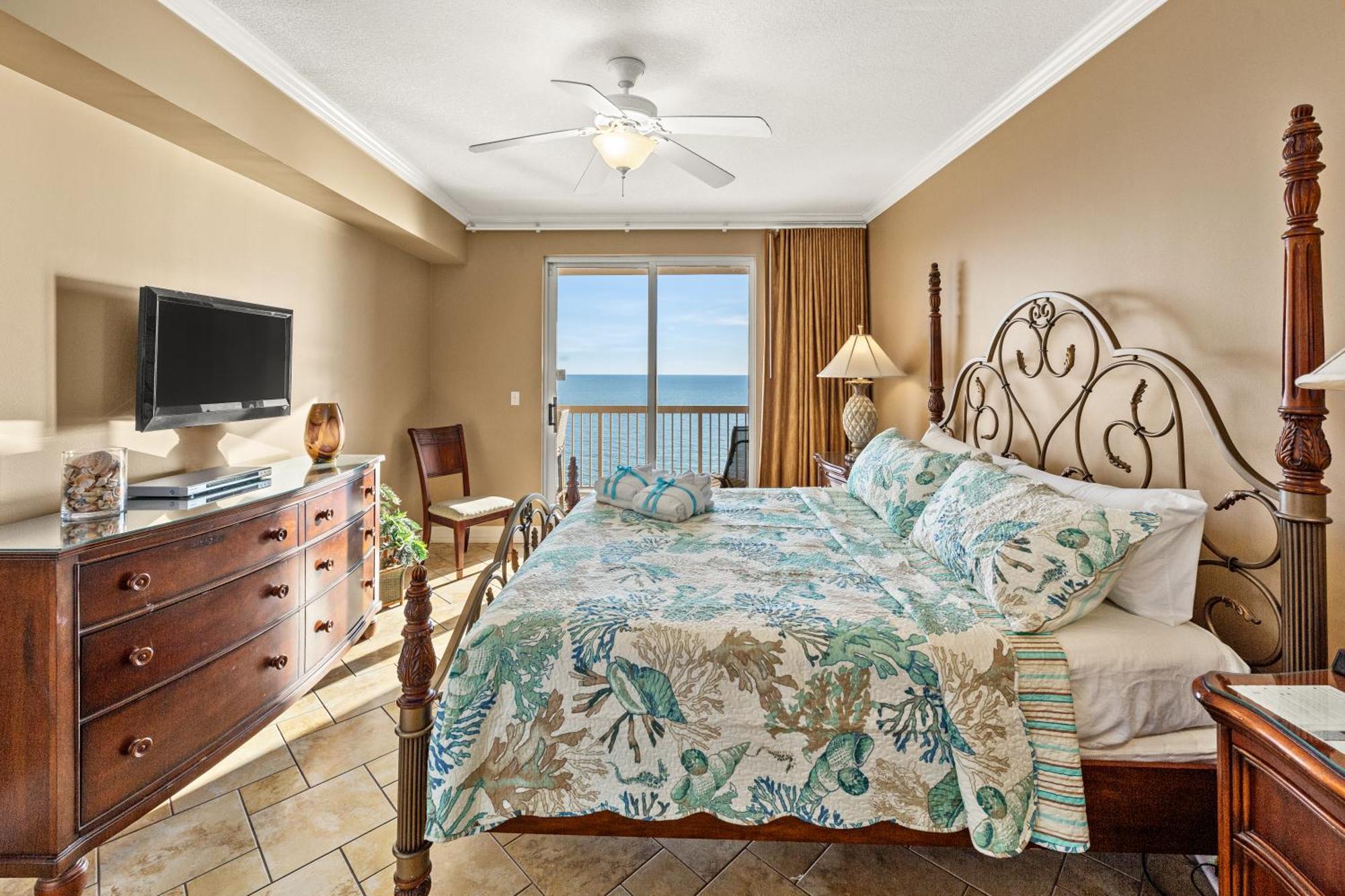 Gulf Front Master Bedroom! 2 Pools & Hot Tubs! Sleeps 8! Panama City Beach Buitenkant foto