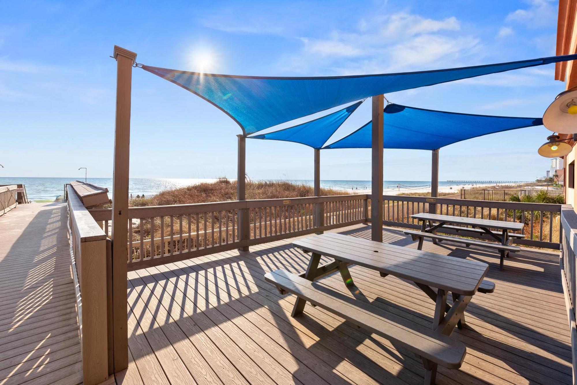 Gulf Front Master Bedroom! 2 Pools & Hot Tubs! Sleeps 8! Panama City Beach Buitenkant foto