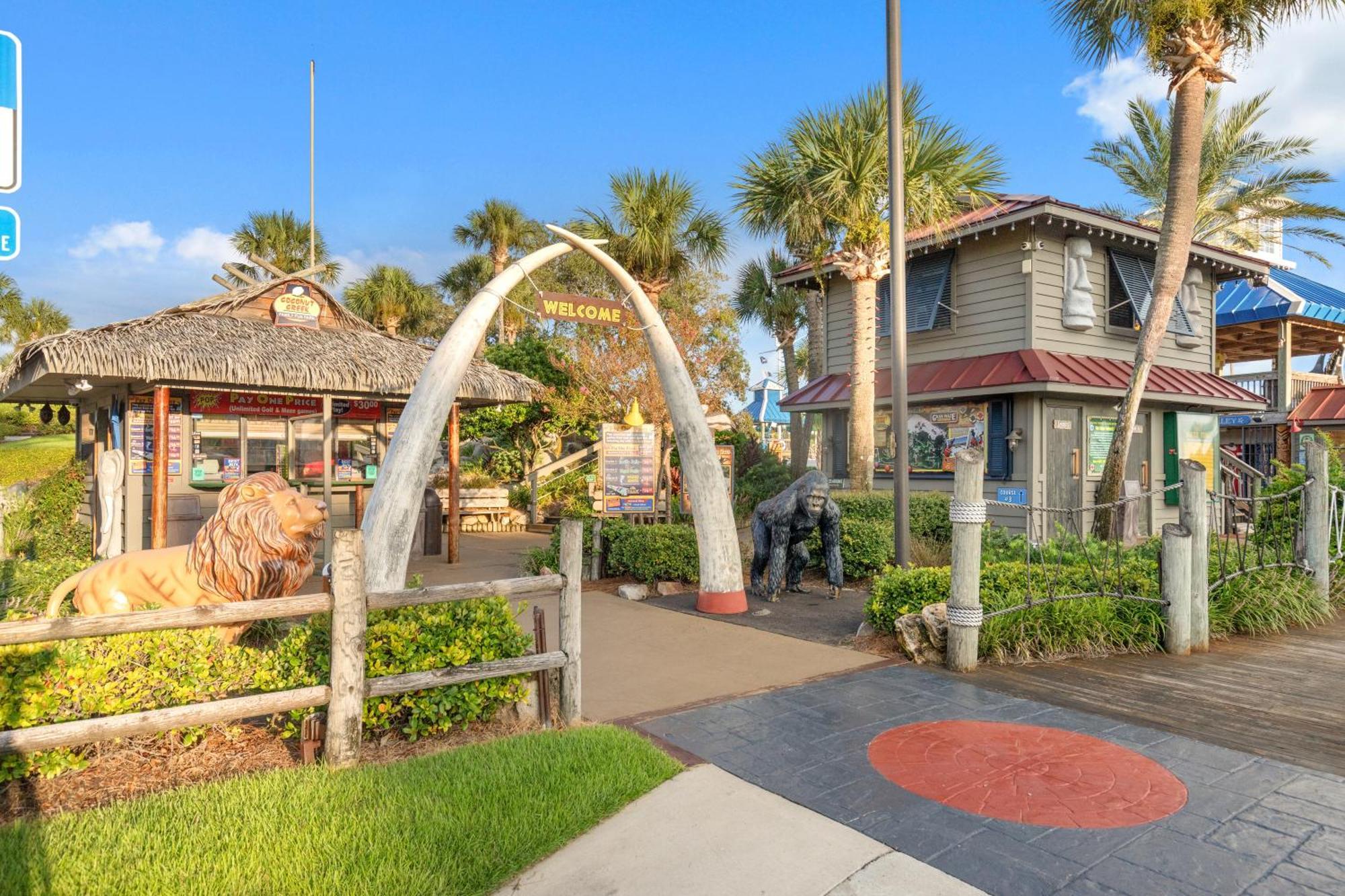 Gulf Front Master Bedroom! 2 Pools & Hot Tubs! Sleeps 8! Panama City Beach Buitenkant foto